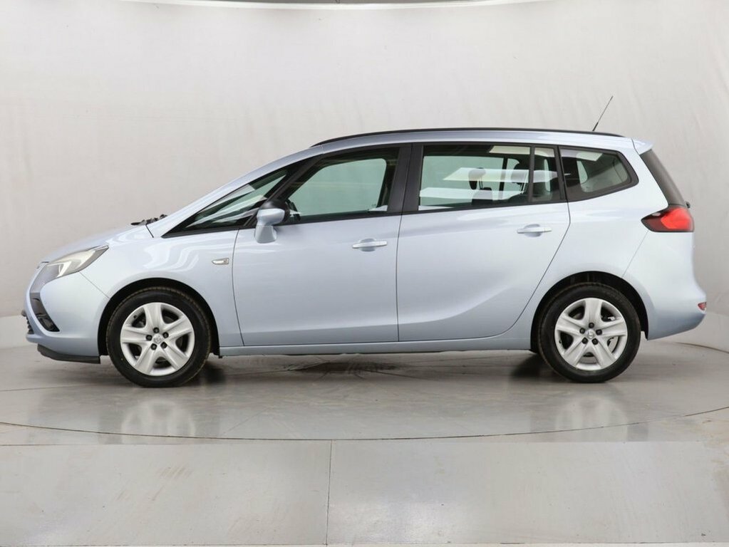 Vauxhall Zafira Tourer 1.4L Exclusiv Silver #4