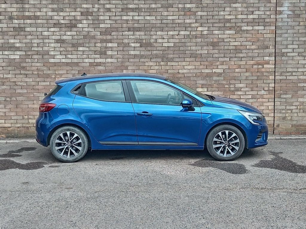 Renault Clio 1L Iconic Blue #2