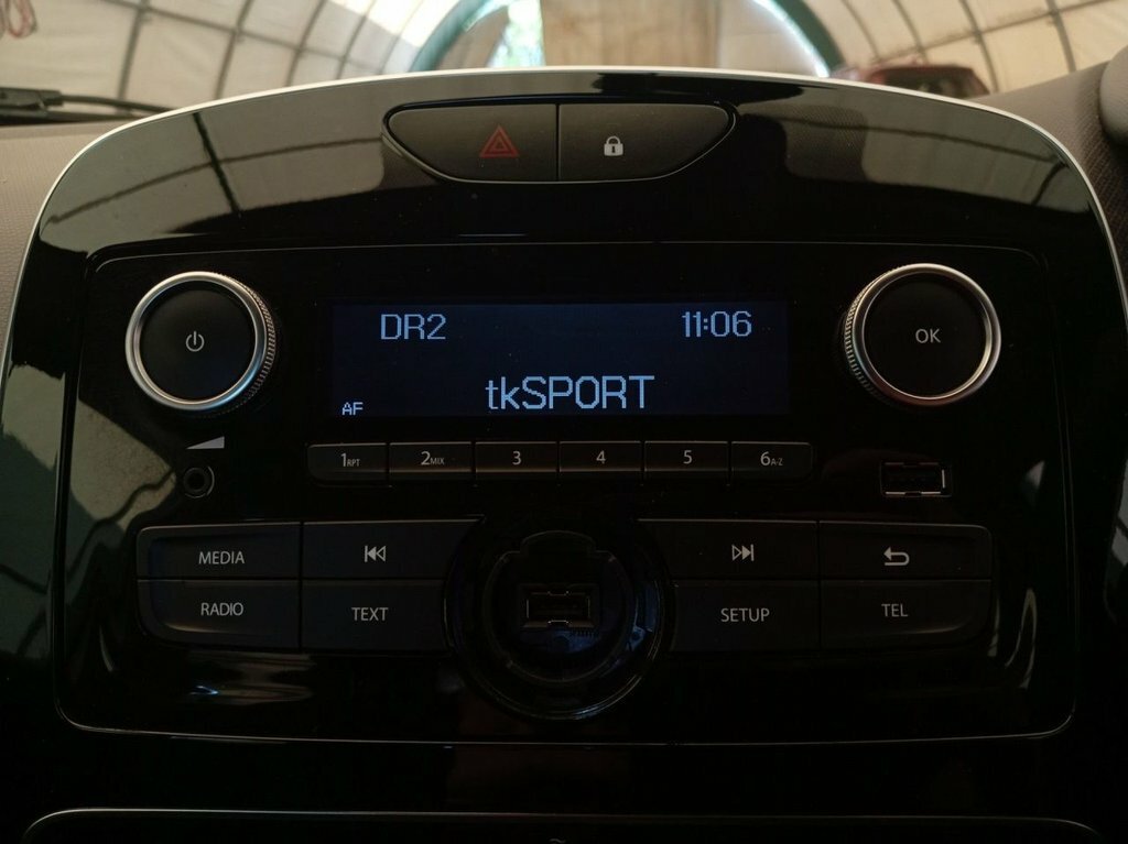 Renault Clio Clio Play Tce White #5