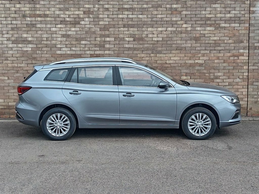 MG MG5 Estate Silver #3