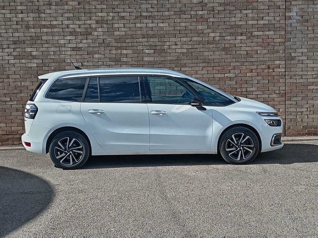 Citroen Grand C4 SpaceTourer 1.5L Shine White #4