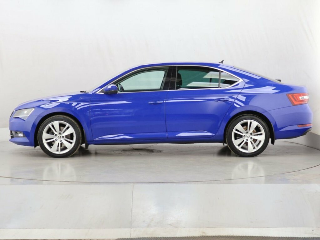 Skoda Superb 2L Se L Executive Blue #5
