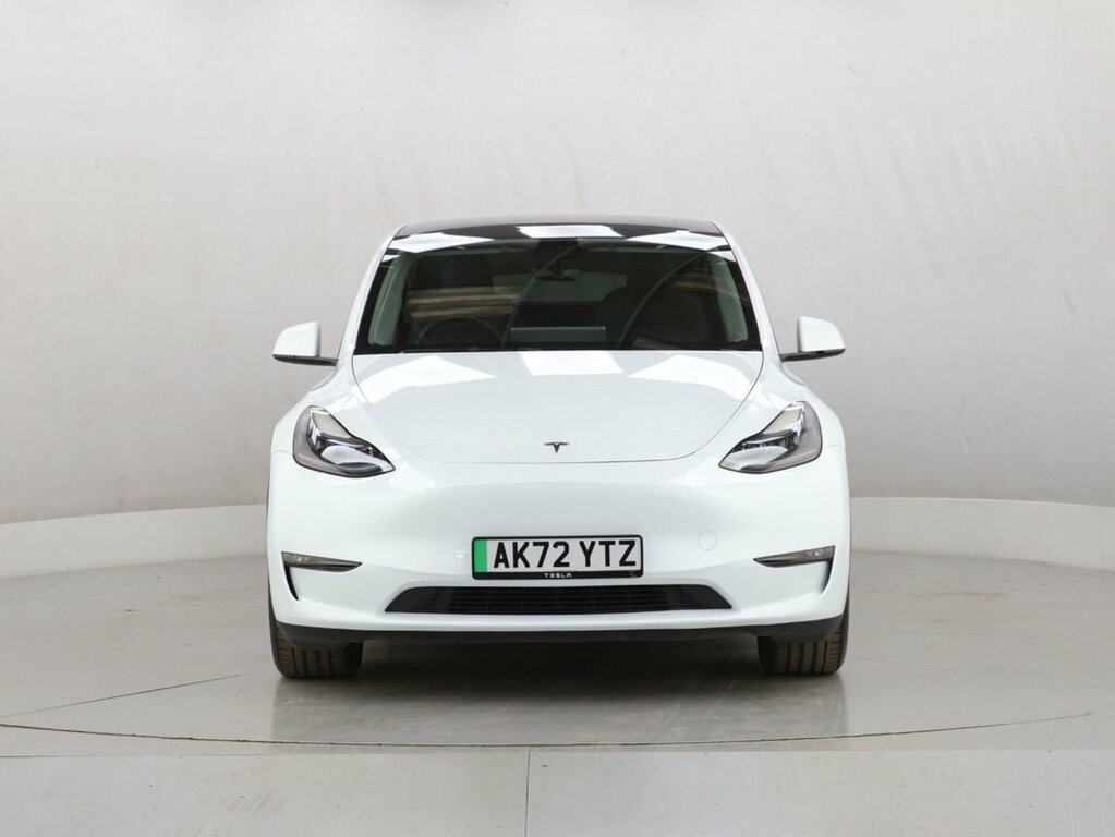 Tesla Model Y Suv AK72YTZ White #4