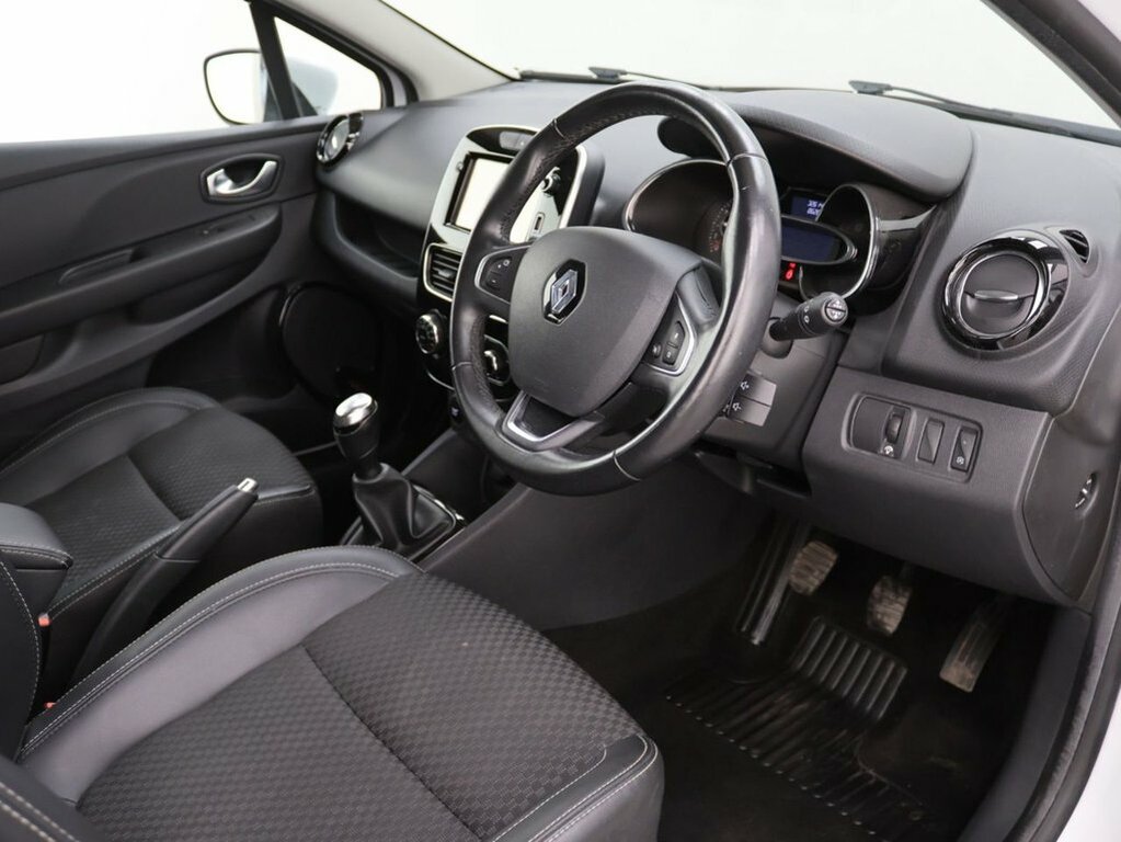 Renault Clio 0.9 Tce Signature Nav Euro 6 Ss Red #8