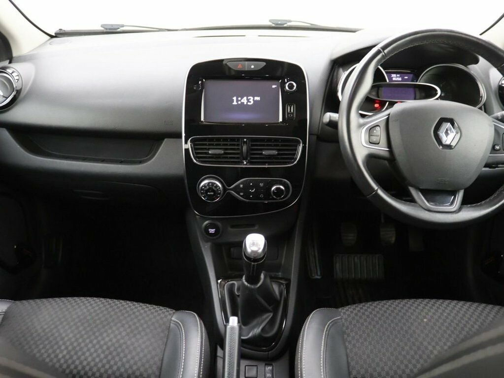 Renault Clio 0.9 Tce Signature Nav Euro 6 Ss Red #16