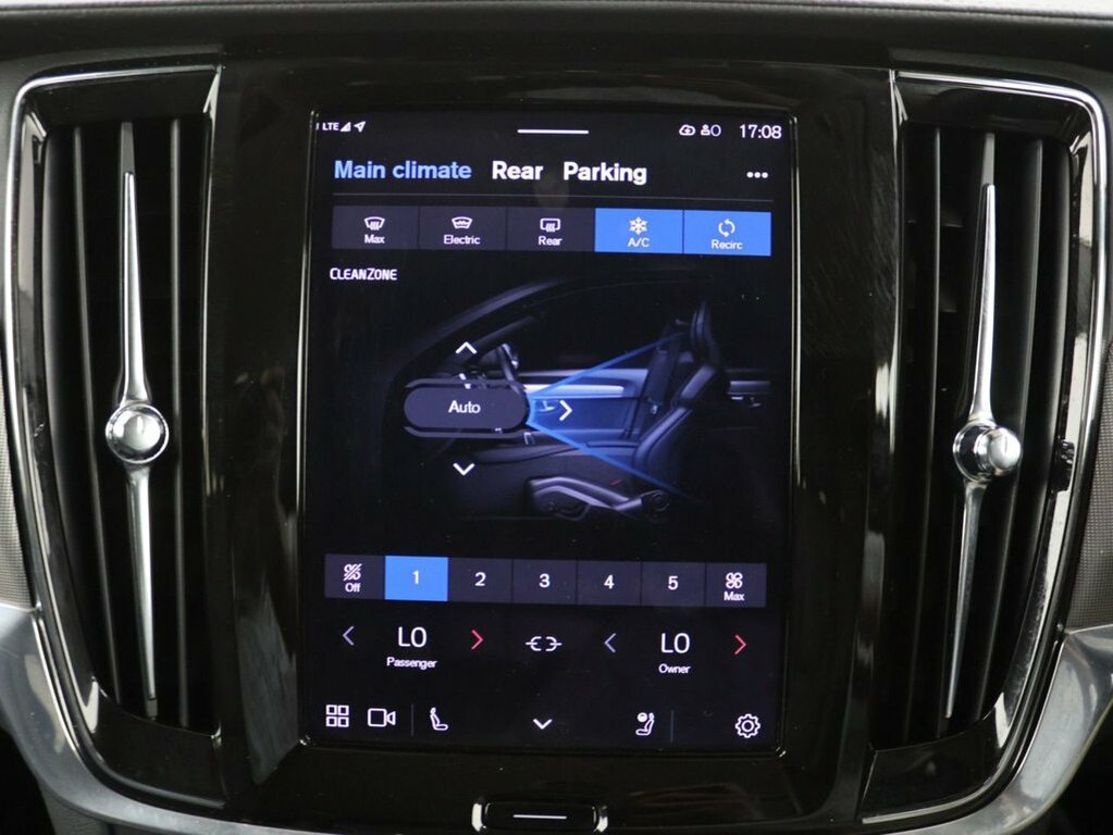 Volvo V90 Cross Country Plus Black #19