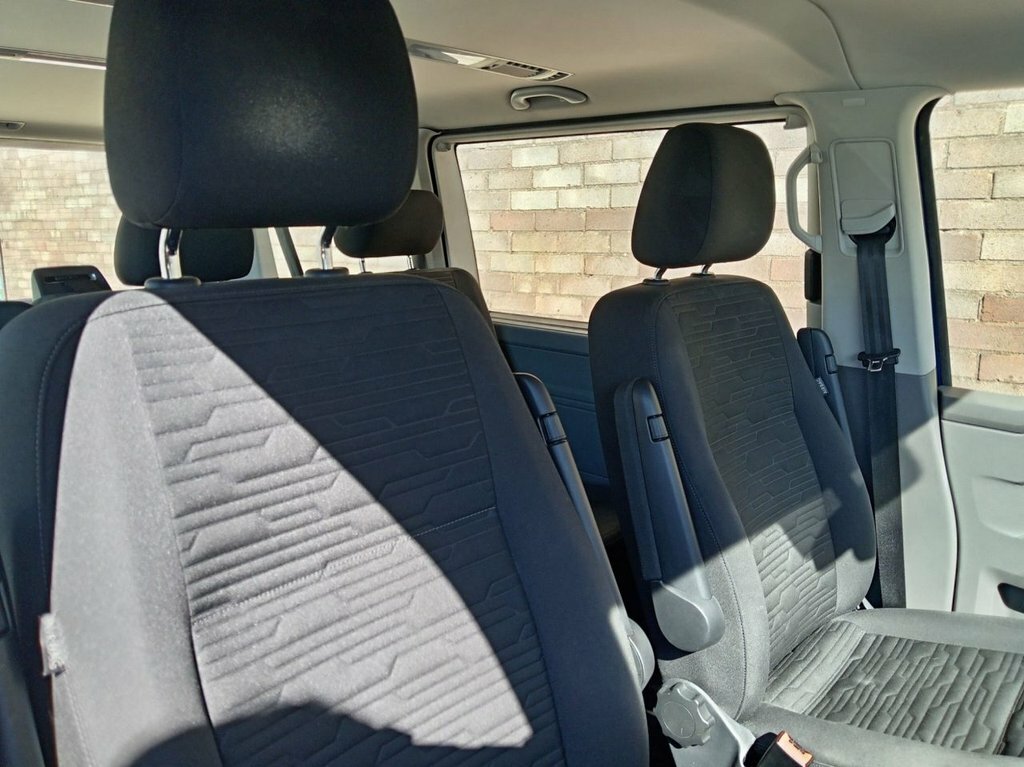 Volkswagen Transporter Shuttle 2L Se Blue #4