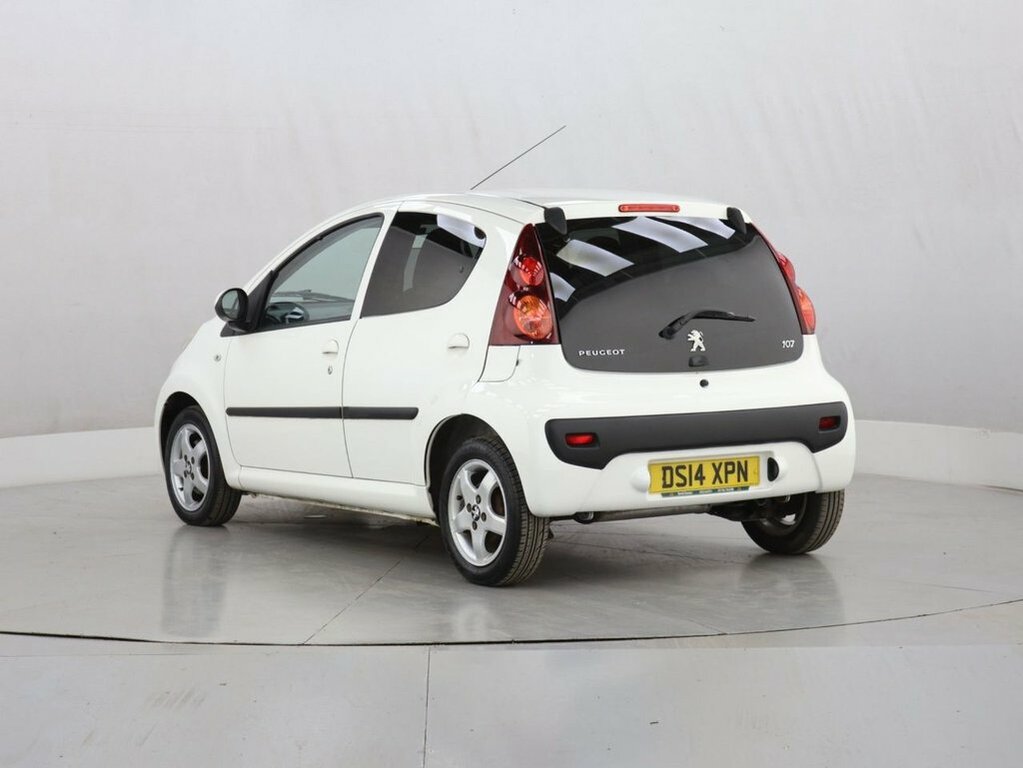 Peugeot 107 1L Allure White #5