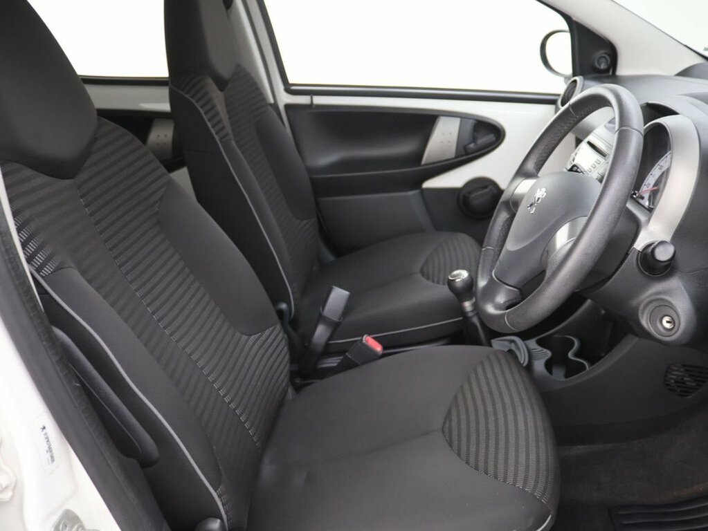 Peugeot 107 1.0 12V Active Euro 5 Red #8