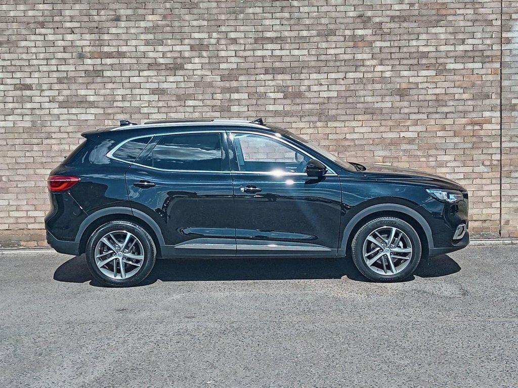 MG HS 1.5L Exclusive Black #3