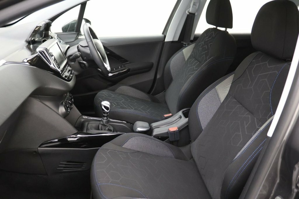 Peugeot 2008 1.5 Bluehdi 100 Gt Line 5 Speed  #18