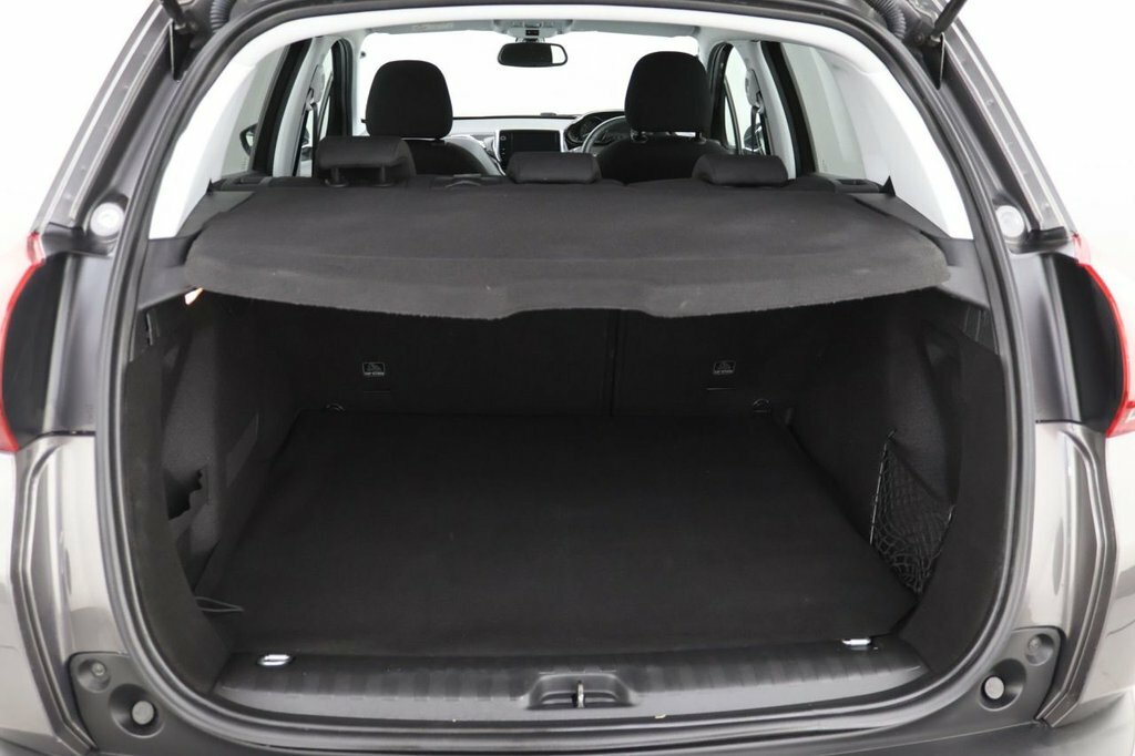Peugeot 2008 1.5 Bluehdi 100 Gt Line 5 Speed  #20