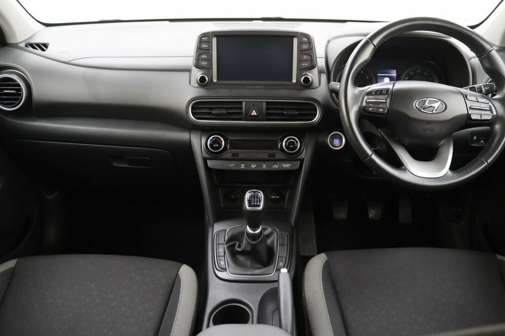 Hyundai Kona 1.6T Gdi Blue Drive Premium Gt 4Wd Dct - 2019 Grey #17
