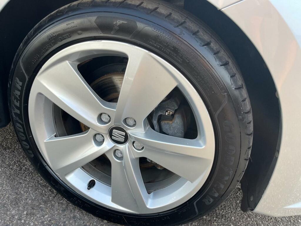 Seat Leon 2.0 Tdi Fr Dsg Technology Pack Silver #3