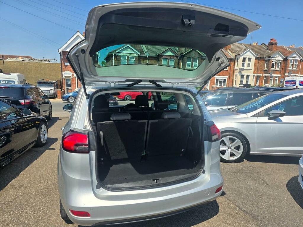 Vauxhall Zafira Zafira Tourer Energy T White #8