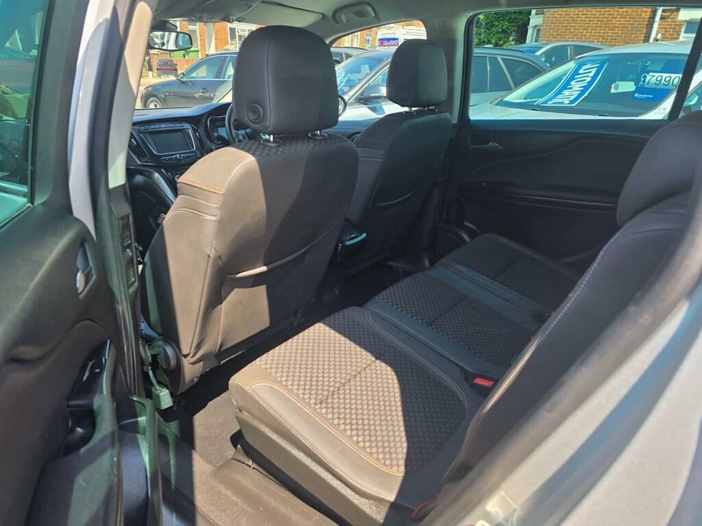 Vauxhall Zafira Zafira Tourer Energy T White #13