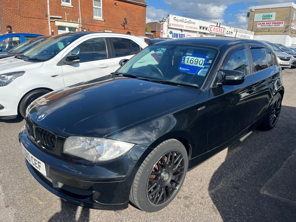 BMW 1 Series 116D 5dr Black #3
