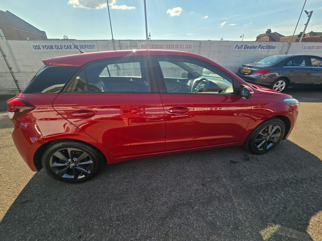 Hyundai I20 1.4 Se Red #5