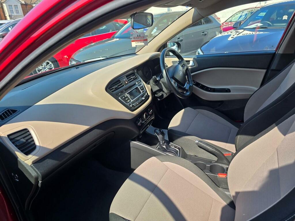 Hyundai I20 1.2 Blue Drive Se Euro 6 Ss Silver #12