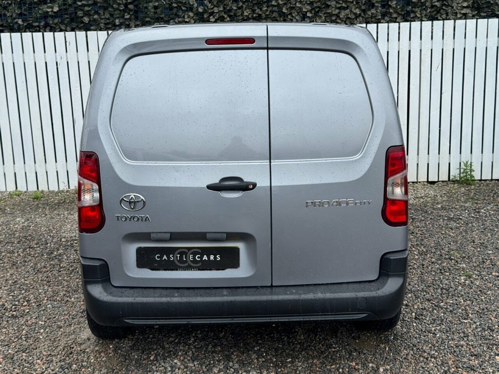 Toyota Proace City 1.5L Active Grey #5