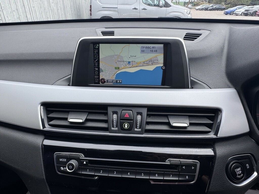 BMW X1 18D Se White #5