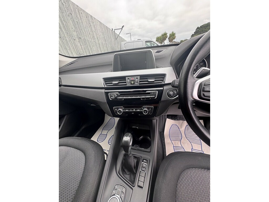 BMW X1 18D Se White #6