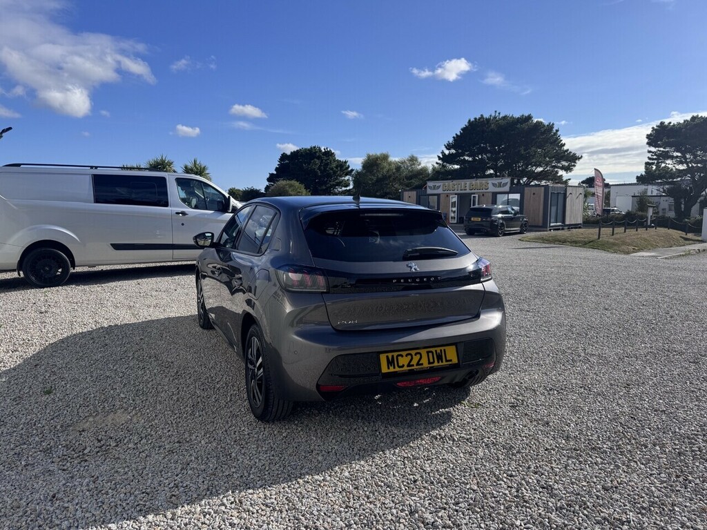Peugeot 208 Puretech Allure Premium Grey #4