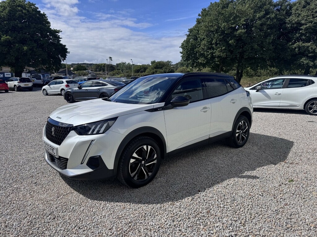 Peugeot 2008 Puretech Gt White #5