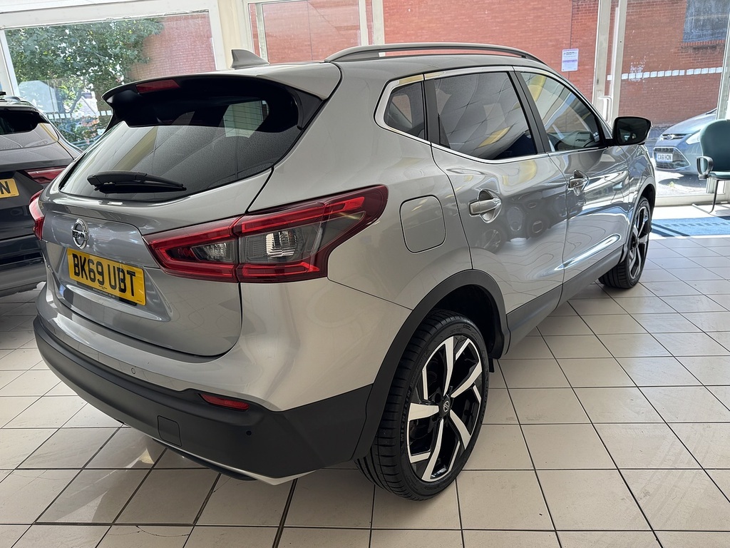 Nissan Qashqai Dig-t Tekna U6433 Ulez Silver