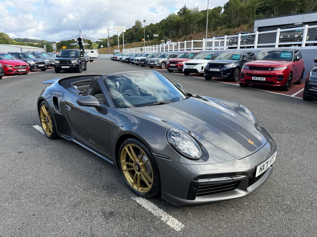 Porsche 911 3.7L 992 Turbo Grey