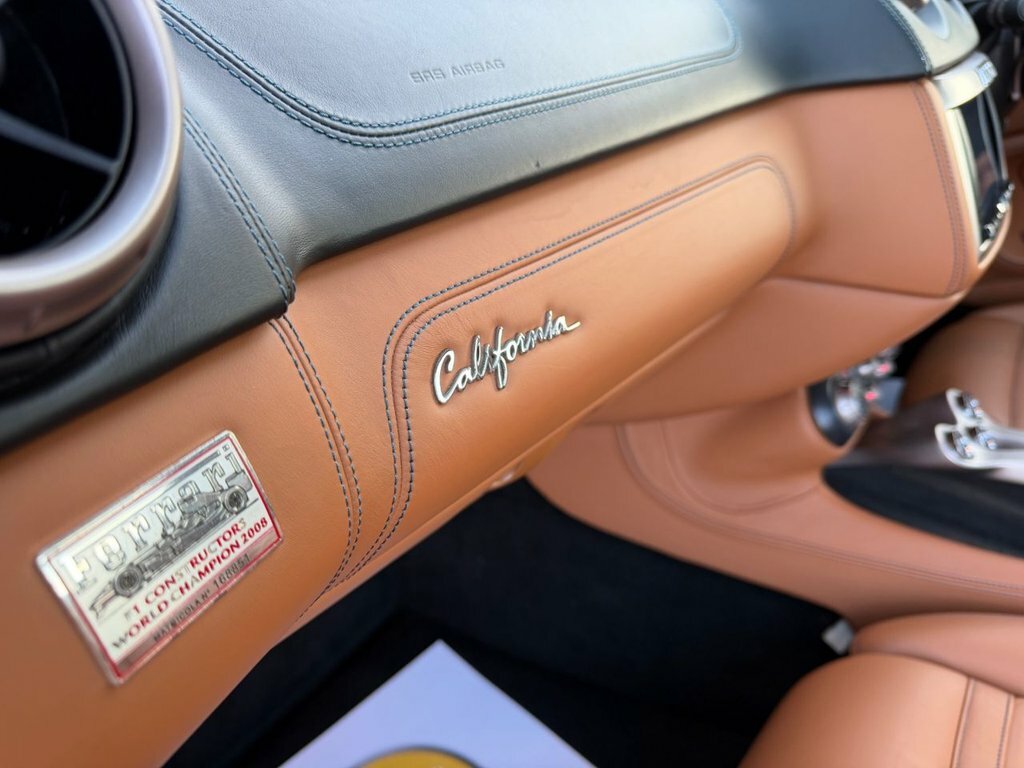 Ferrari California California 22 Red #17