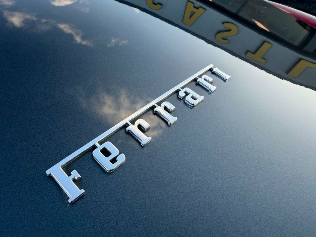 Ferrari California California 22 Red #11