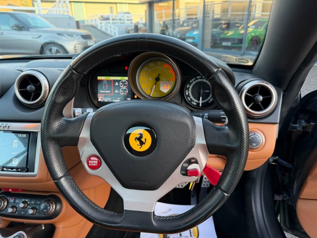 Ferrari California California 22 Red #7