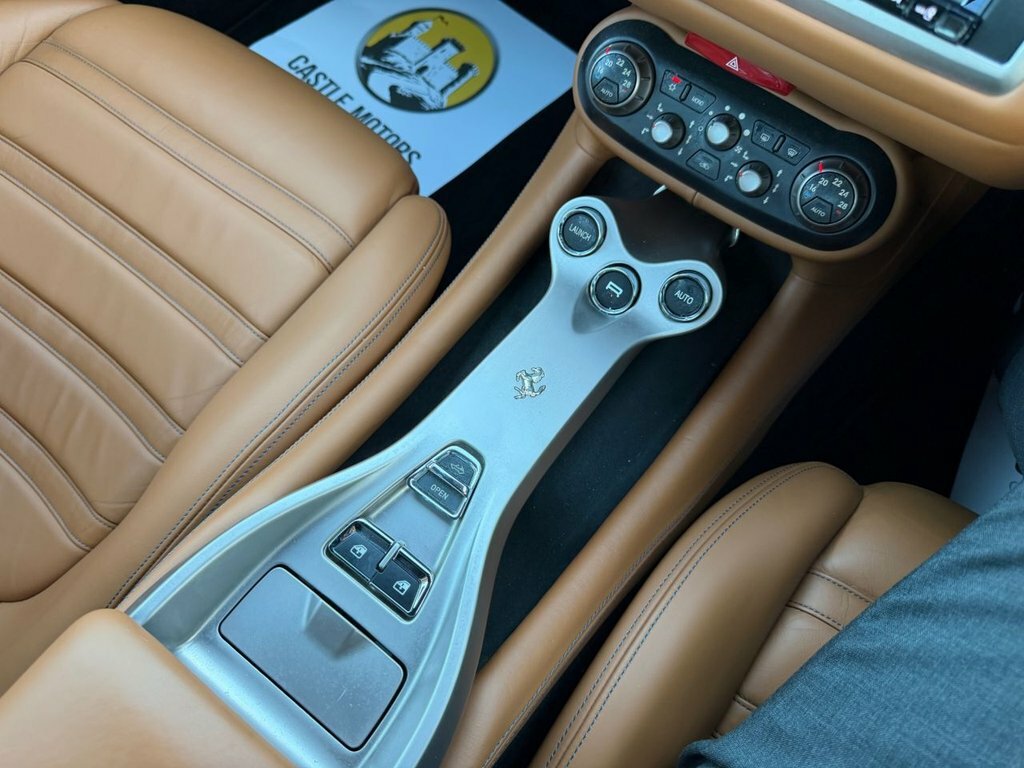 Ferrari California California 22 Red #36