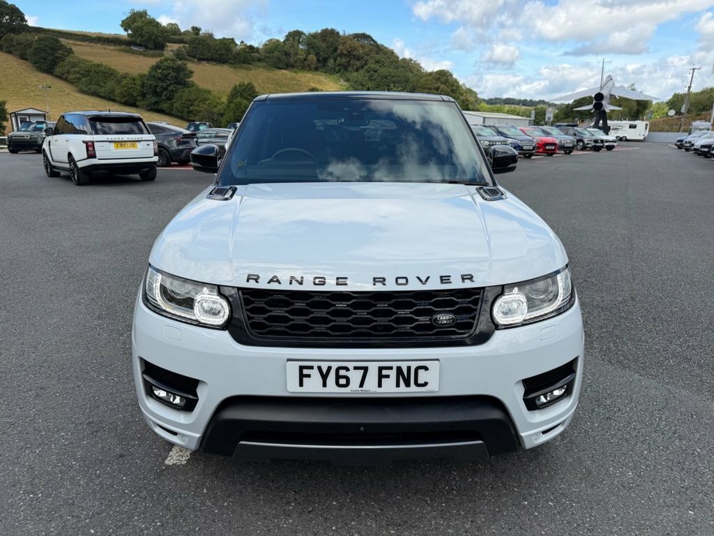 Land Rover Range Rover Sport 3L Hse Dynamic White #2