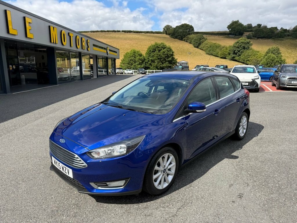 Ford Focus 1L Titanium Blue #3