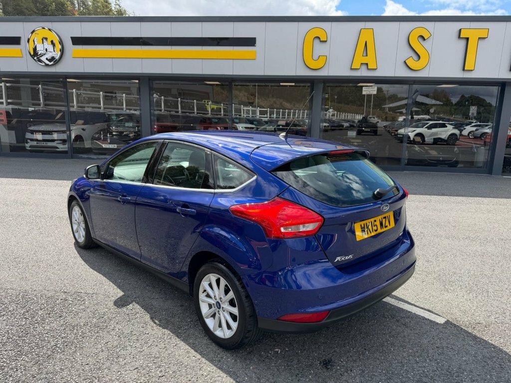 Ford Focus 1L Titanium Blue #5