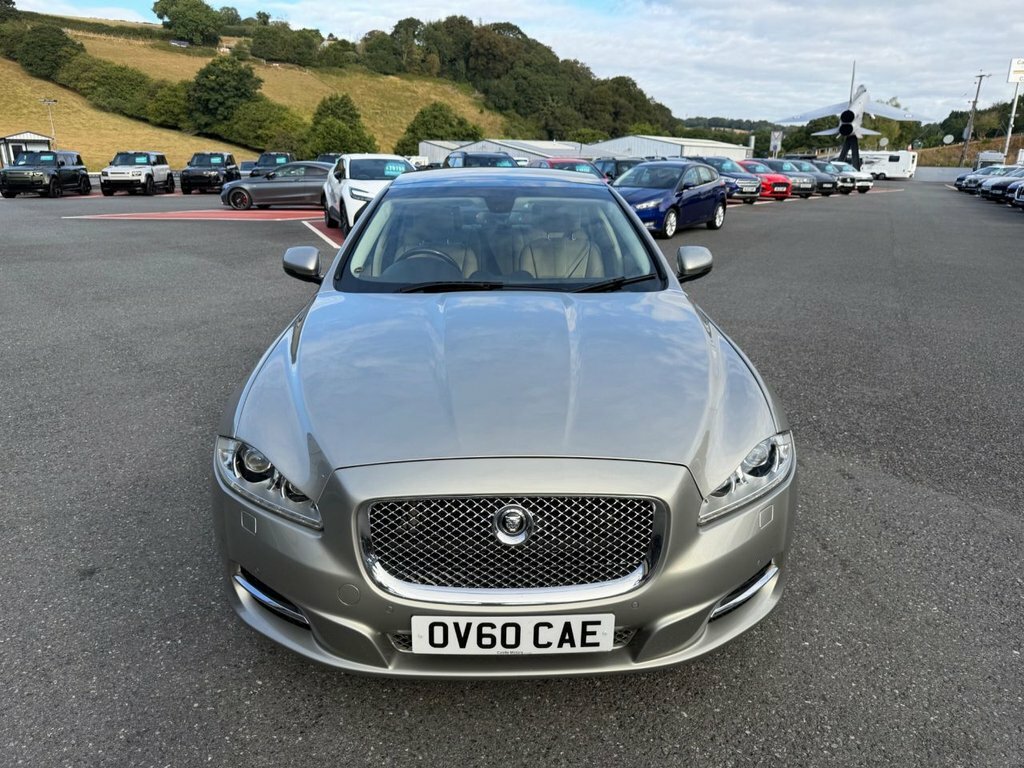 Jaguar XJ 3L Portfolio Gold