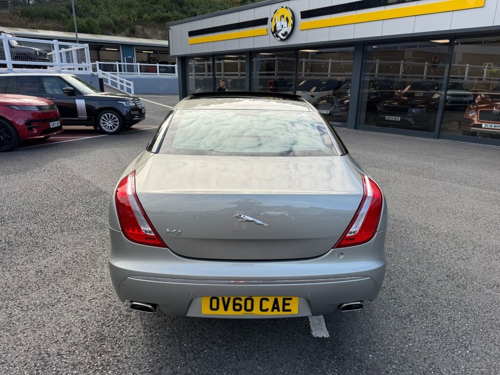 Jaguar XJ 3L Portfolio Gold #5
