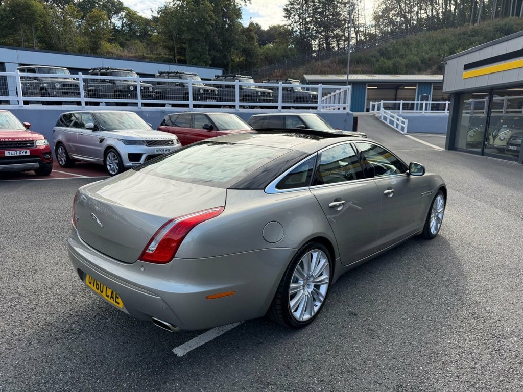 Jaguar XJ 3L Portfolio Gold #6