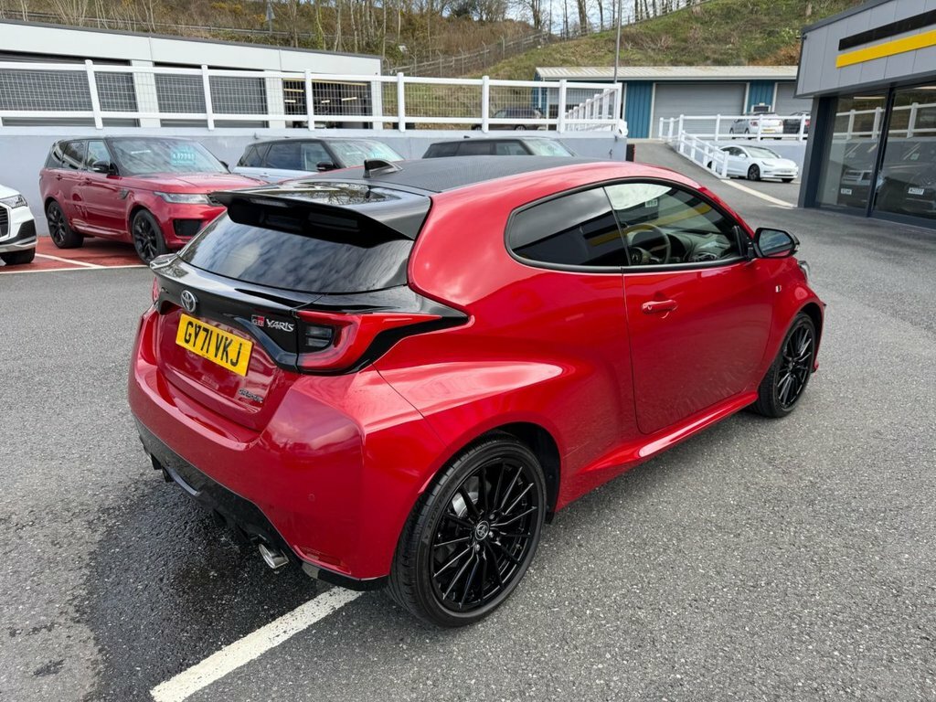 Toyota Yaris 1.6L Gr Convenience Red #6