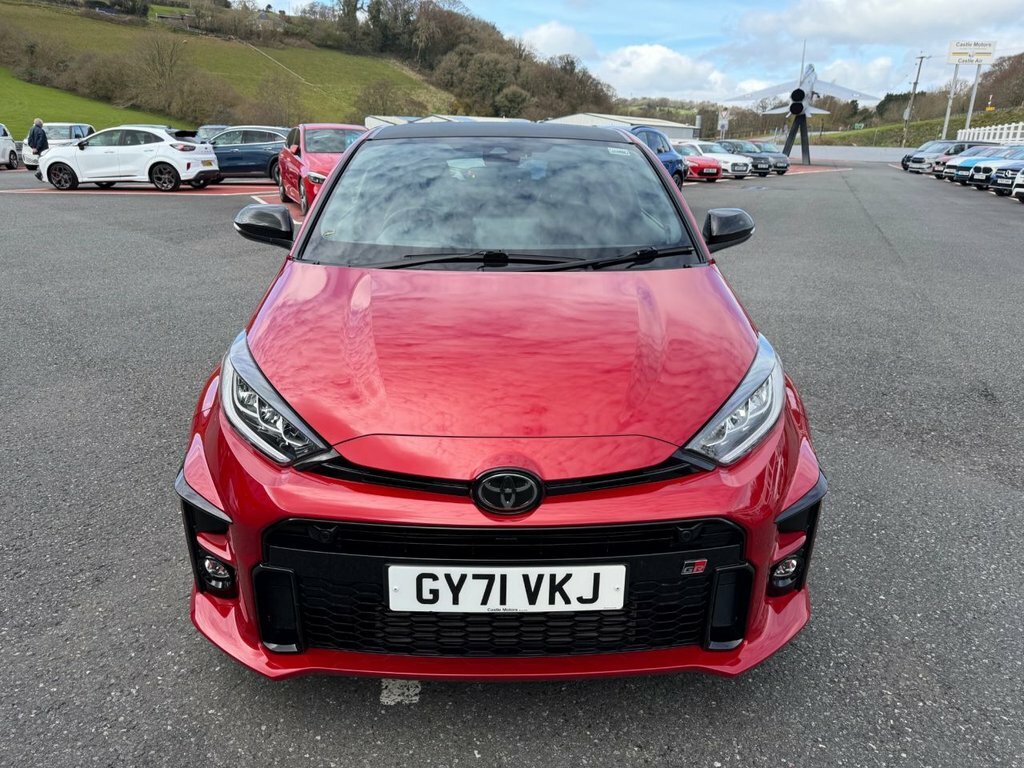 Toyota Yaris 1.6L Gr Convenience Red #2