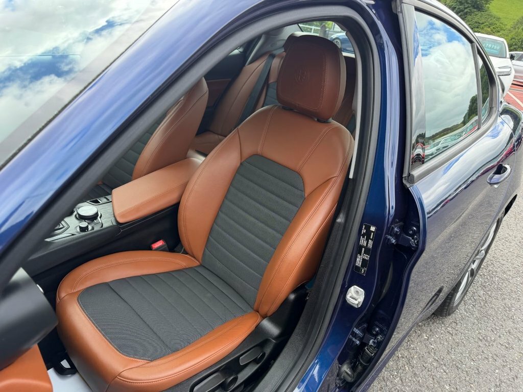 Alfa Romeo Giulia 2.9 V6 Bi-turbo Quadrifoglio Euro 6 Ss Red #16