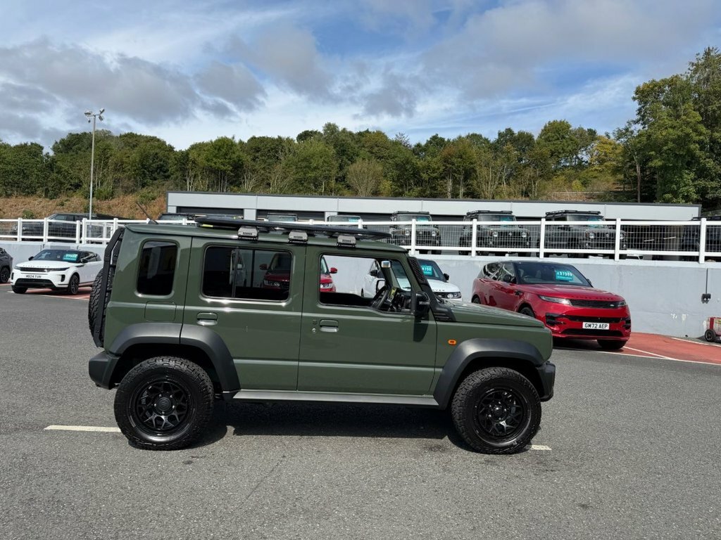 Suzuki Jimny Suv Green #4