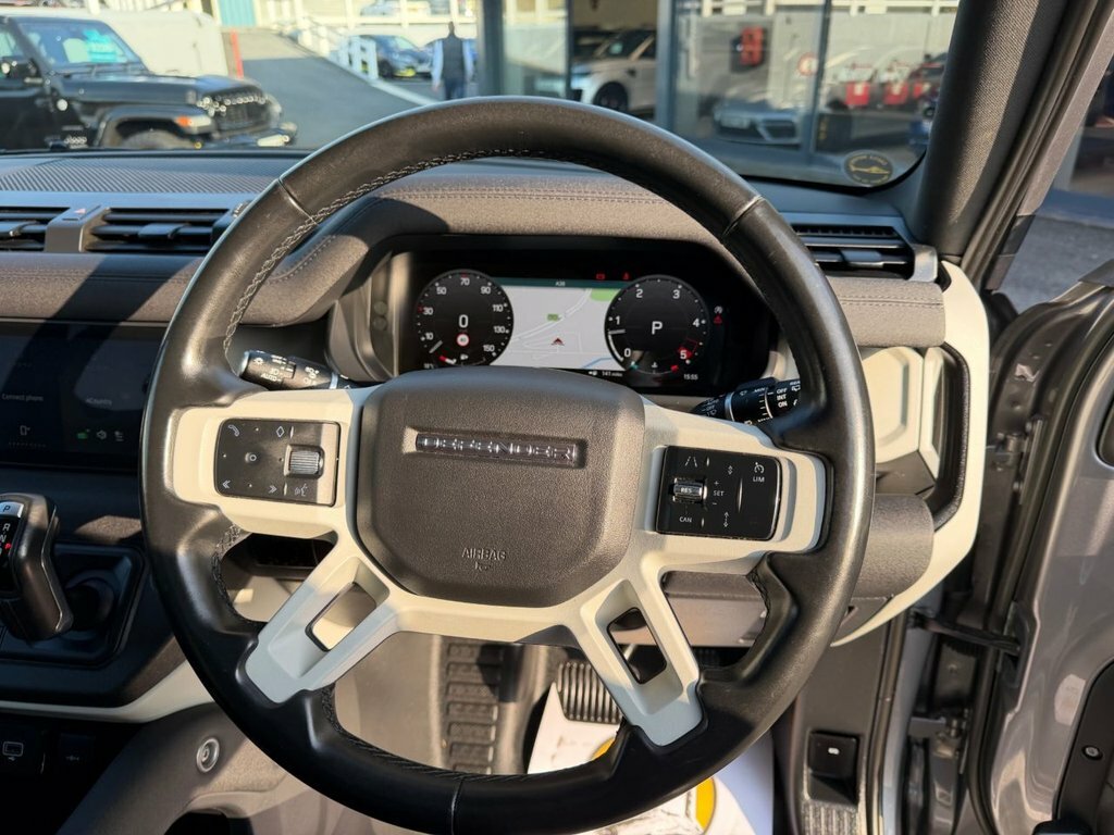 Land Rover Defender 110 3L Se Grey #6