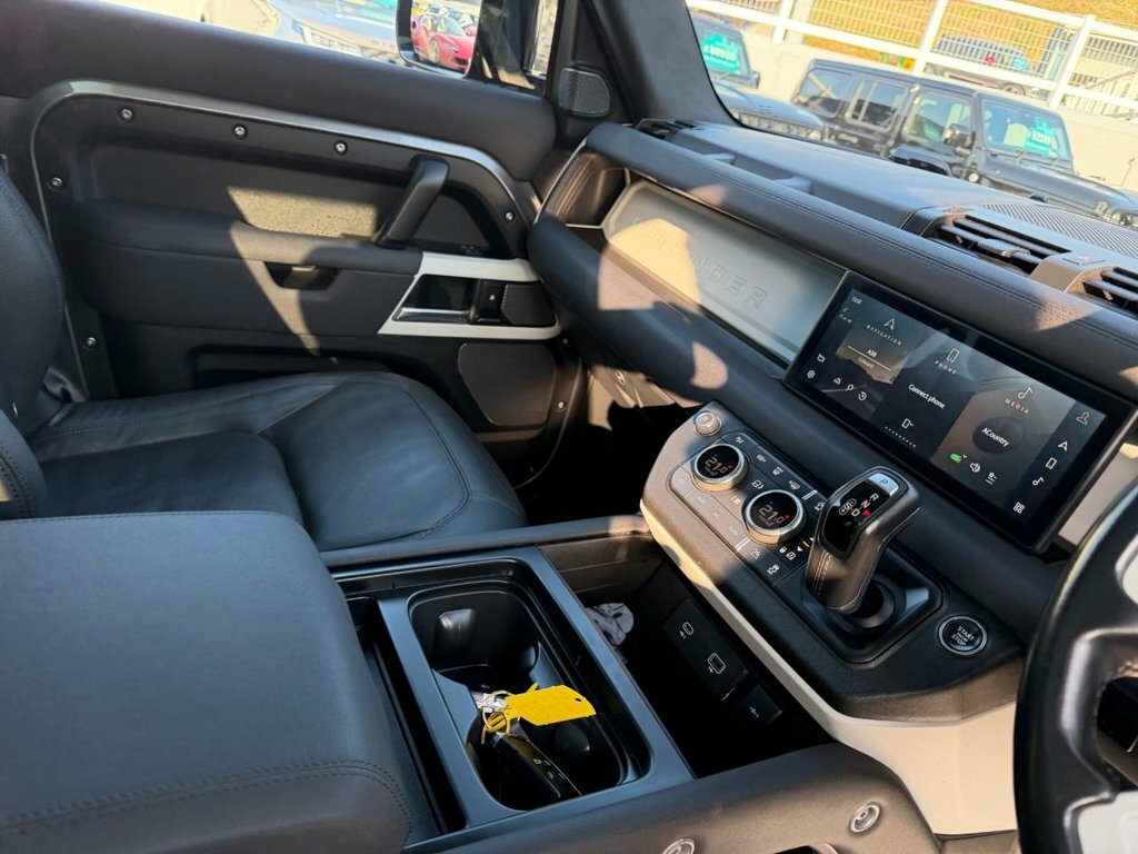 Land Rover Defender 110 Land Rover Estate 3.0 D300 X-dynamic Se 110 Grey #7