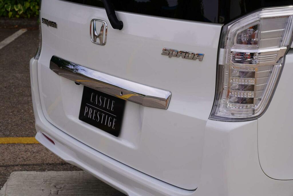 Honda StepWagon 2.0 Spada Z Inter Navi Selection 8 Seats IMP712 White #5
