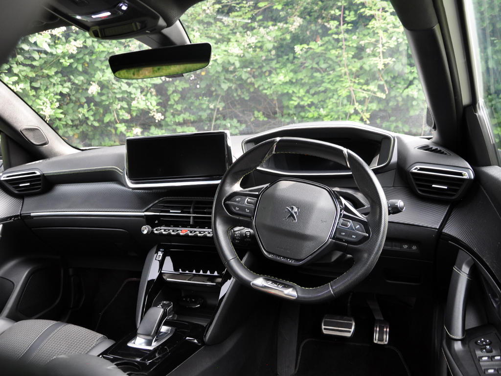 Peugeot e-2008 0.0 2008 Gt Ev Suv White #2