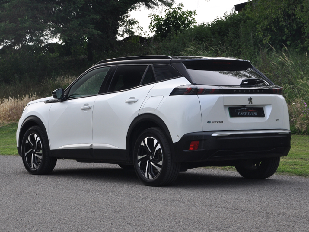 Peugeot e-2008 0.0 2008 Gt Ev Suv White #4