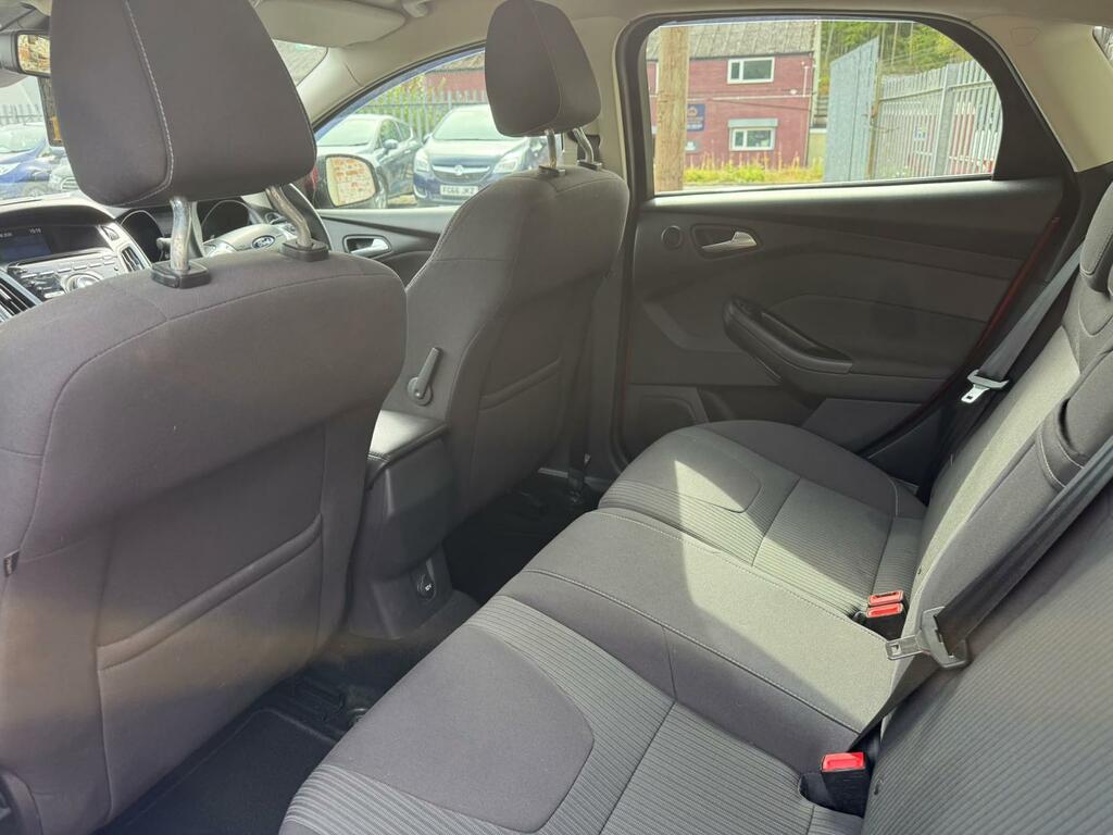 Ford Focus 1.6 Tdci Titanium Estate Euro 5 Grey #23